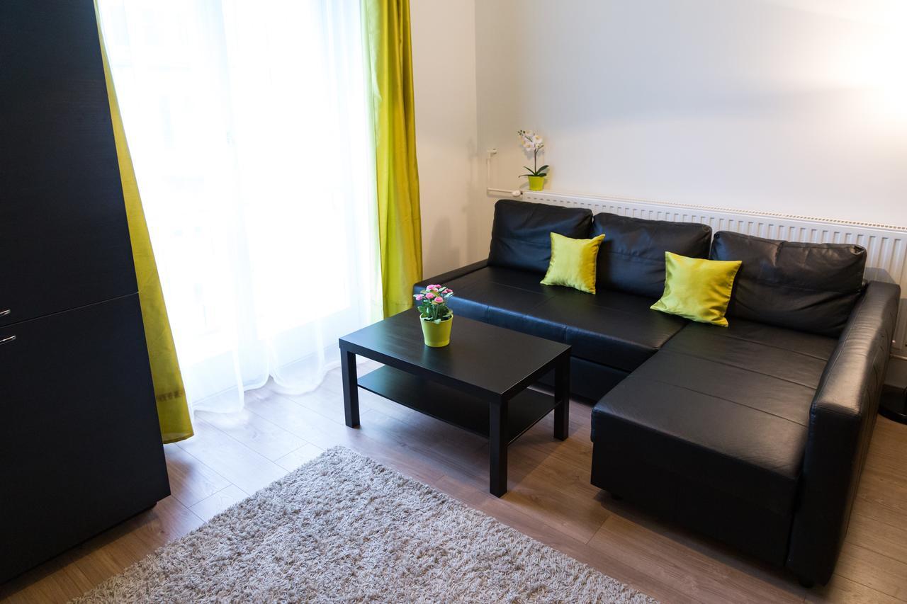 Balaton Delux Apartment บูดาเปสต์ ภายนอก รูปภาพ